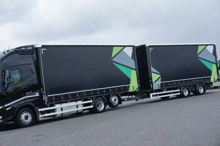Volvo / FH / 460 / ACC / EURO 6 / XL / ZESTAW PRZEJAZDOWY 120 M3 zdjęcie 3