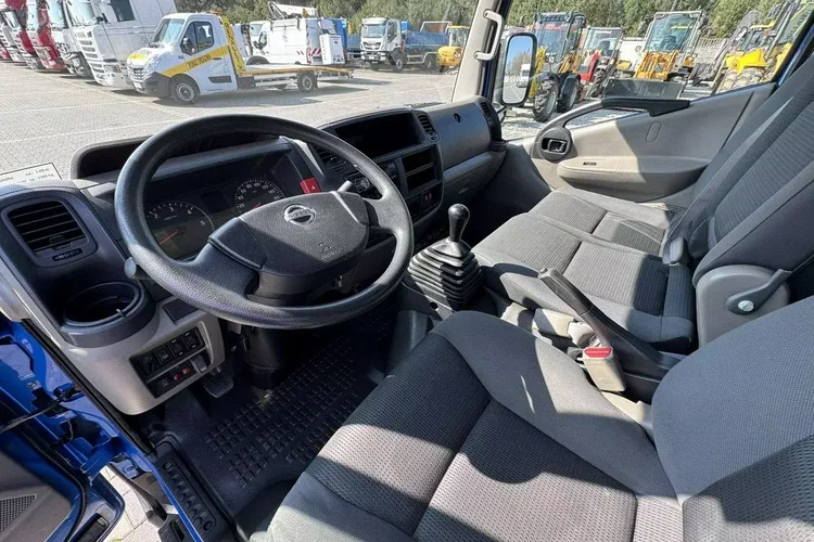 Nissan Cabstar zdjęcie 64