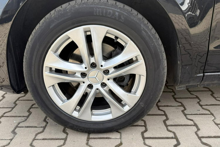 Mercedes Vito DŁUGI / KLIMATRONIC / 90 tys km / AUTOMAT / 2.2-165KM / GWARANCJA zdjęcie 14