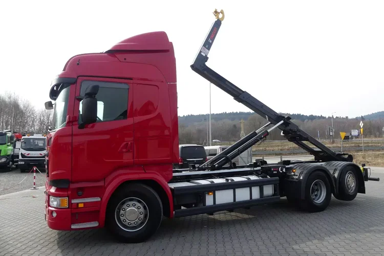 Scania R 490 / 6x2 / HAKOWIEC / HIAB MULTILIFT 18T / RETARDER / zdjęcie 2