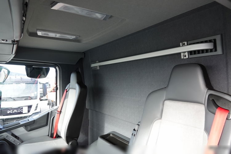 Renault C 430 / 8X4 / BETONOMIESZARKA / GRUSZKA 9 M3 /  LIEBHERR / EURO 6 / ALUFELGI /  2018 ROK zdjęcie 27