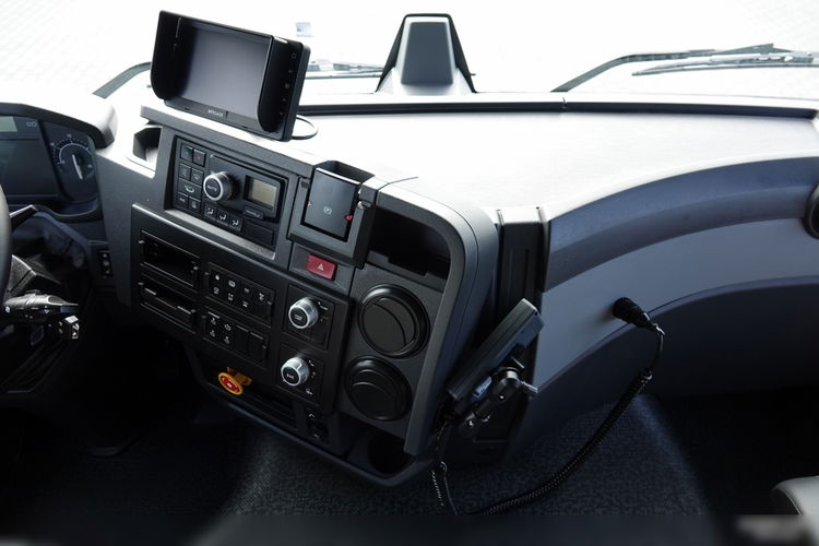 Renault C 430 / 8X4 / BETONOMIESZARKA / GRUSZKA 9 M3 /  LIEBHERR / EURO 6 / ALUFELGI /  2018 ROK zdjęcie 32