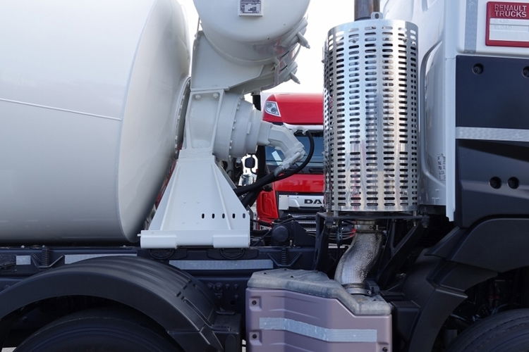 Renault C 430 / 8X4 / BETONOMIESZARKA / GRUSZKA 9 M3 / LIEBHERR / EURO 6 / ALUFELGI zdjęcie 15
