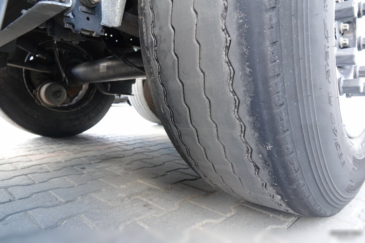 Schmitz -CARGOBULL / FIRANKA / STANDARD / OŚ PODNOSZONA / KOSZ NA PALETY  zdjęcie 22