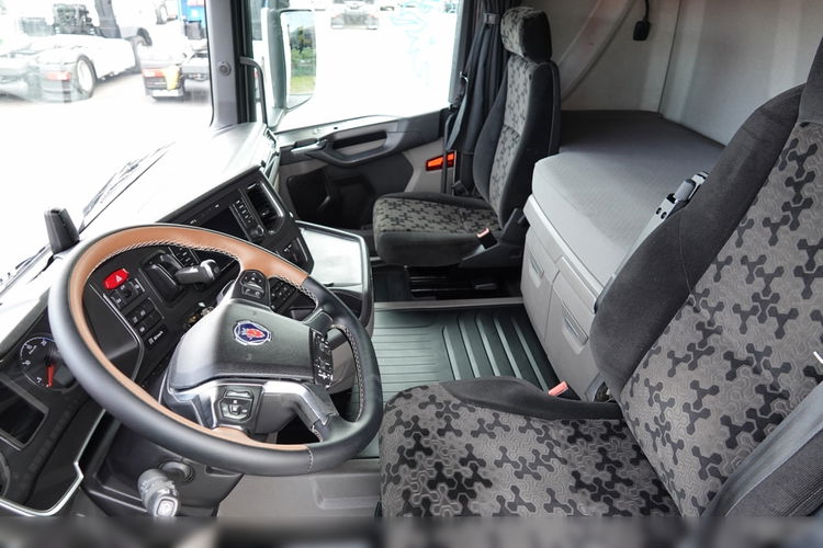 Scania R 450 / RETARDER / HYDRAULIKA  / PRZÓD NA PODUSZKACH / PO KONTRAKCIE SERWISOWYM zdjęcie 25