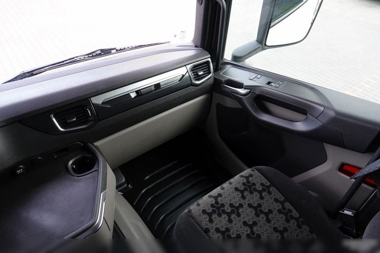 Scania R 450 / RETARDER / HYDRAULIKA  / PRZÓD NA PODUSZKACH / PO KONTRAKCIE SERWISOWYM zdjęcie 32
