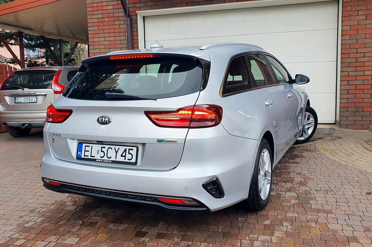 Kia Cee'd 1.6 CRDI MHEV Salon PL, serwis ASO, F.VAT23.100% Bezwypadkowy zdjęcie 12