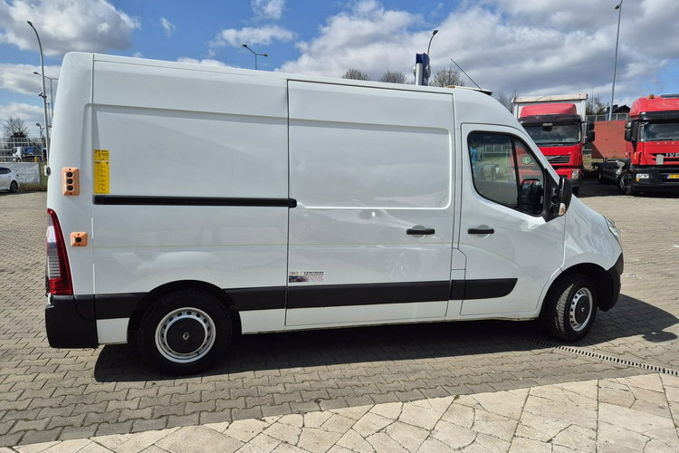 Master Renault Master 2.3 dCi 170KM /CHŁODNIA /IZOTERMA /WINDA SKŁADANA 600KG zdjęcie 8