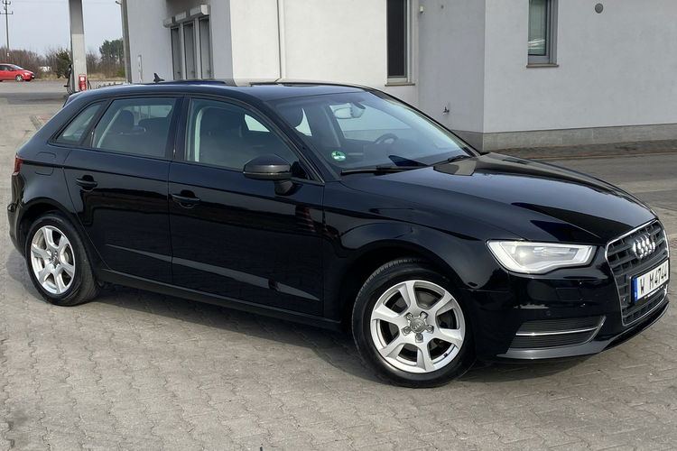 Audi A3 +LED+ BI-XENON+NAVI+Czujniki parkowania+Podgrzewane fotele zdjęcie 13