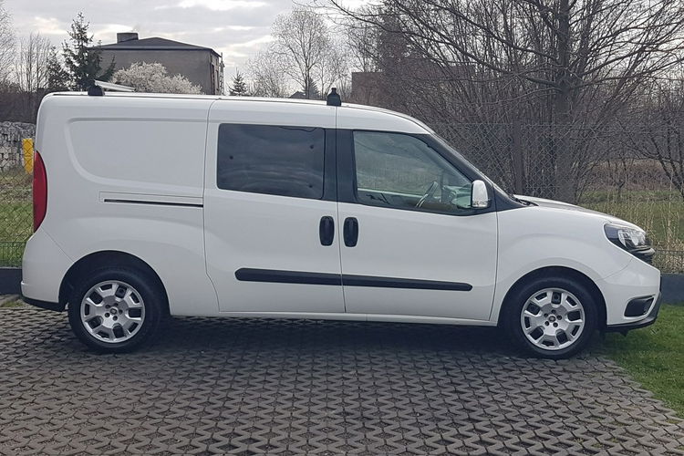 Fiat Doblo MAXI 5 OSÓB DŁUGI KLIMA 6-BIEGÓW KRAJOWY I-WŁAŚCICIEL FAKTURA VAT zdjęcie 12