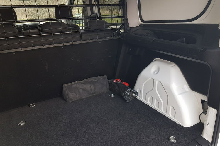 Fiat Doblo MAXI 5 OSÓB DŁUGI KLIMA 6-BIEGÓW KRAJOWY I-WŁAŚCICIEL FAKTURA VAT zdjęcie 19