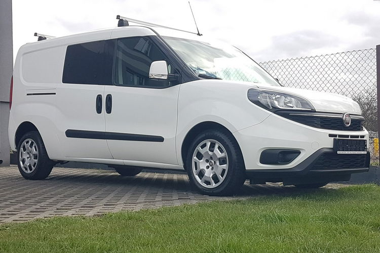 Fiat Doblo MAXI 5 OSÓB DŁUGI KLIMA 6-BIEGÓW KRAJOWY I-WŁAŚCICIEL FAKTURA VAT zdjęcie 30