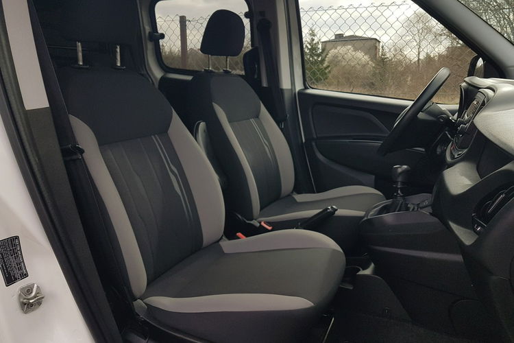 Fiat Doblo MAXI 5 OSÓB DŁUGI KLIMA 6-BIEGÓW KRAJOWY I-WŁAŚCICIEL FAKTURA VAT zdjęcie 8