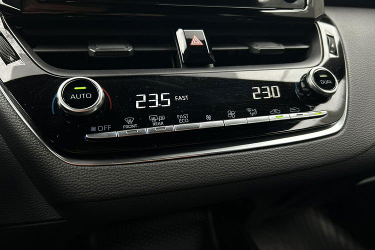 Toyota Corolla 1.8 Hybrid 122 KM ACTIVE, salon Polska, gwarancja zdjęcie 17