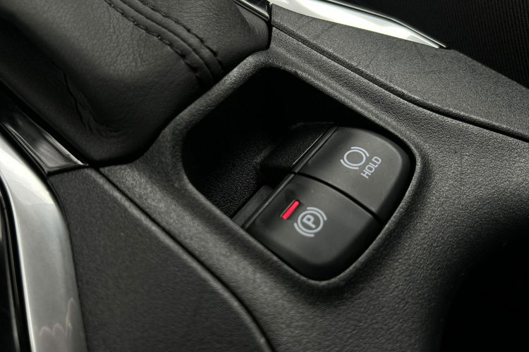 Toyota Corolla 1.8 Hybrid 122 KM ACTIVE, salon Polska, gwarancja zdjęcie 19