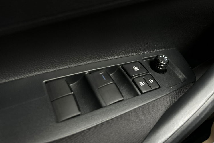 Toyota Corolla 1.8 Hybrid 122 KM ACTIVE, salon Polska, gwarancja zdjęcie 22