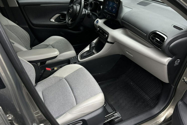 Toyota Yaris 1.5 Hybrid 116KM EXECUTIVE, salon Polska, gwarancja zdjęcie 29
