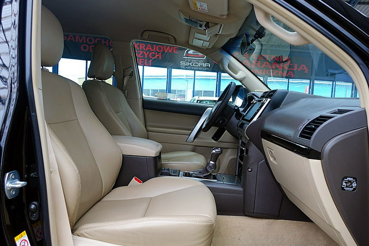Toyota Land Cruiser 3 Lata GWARANCJA 4x4 Kraj Bezwypadkowy NOWY MODEL Skóra+Led 4x2 zdjęcie 11