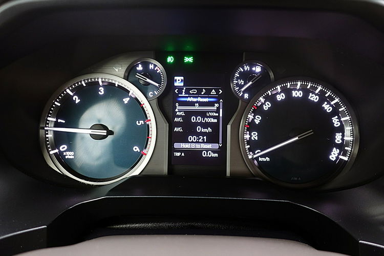 Toyota Land Cruiser 3 Lata GWARANCJA 4x4 Kraj Bezwypadkowy NOWY MODEL Skóra+Led 4x2 zdjęcie 33