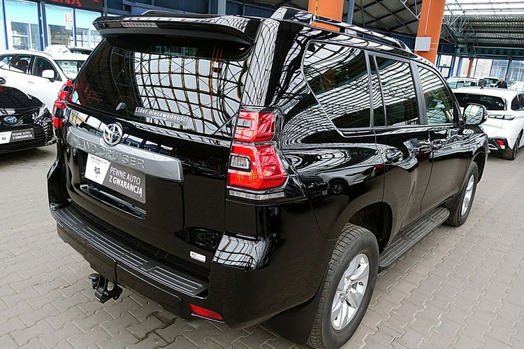 Toyota Land Cruiser 3 Lata GWARANCJA 4x4 Kraj Bezwypadkowy NOWY MODEL Skóra+Led 4x2 zdjęcie 61