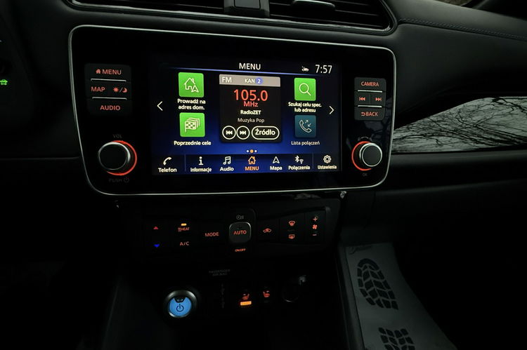 Nissan Leaf 62kwh Tekna + max wersja kamery 360 skóry zamiana 1.r.gwaran zdjęcie 16