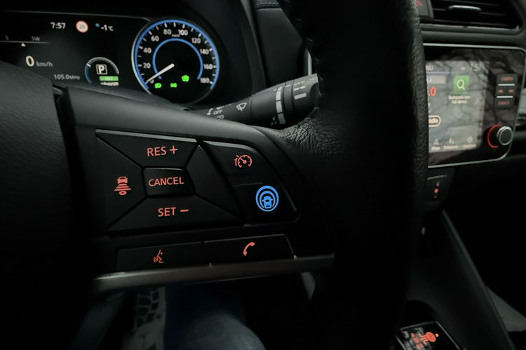 Nissan Leaf 62kwh Tekna + max wersja kamery 360 skóry zamiana 1.r.gwaran zdjęcie 19