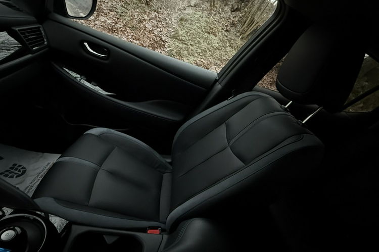 Nissan Leaf 62kwh Tekna + max wersja kamery 360 skóry zamiana 1.r.gwaran zdjęcie 20