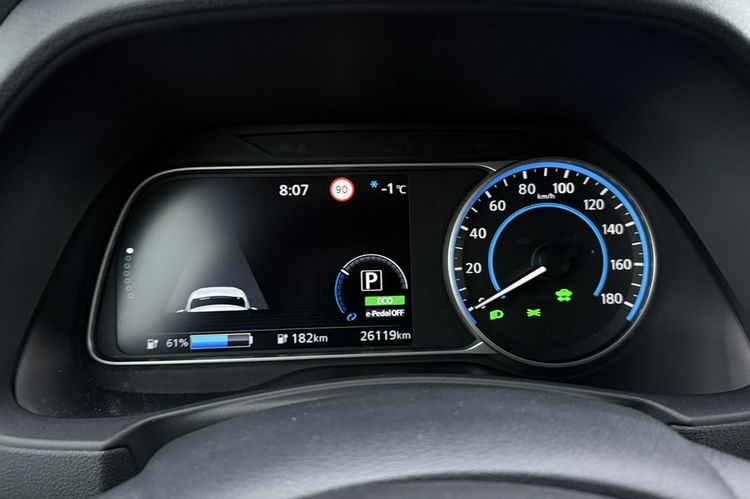 Nissan Leaf 62kwh Tekna + max wersja kamery 360 skóry zamiana 1.r.gwaran zdjęcie 37