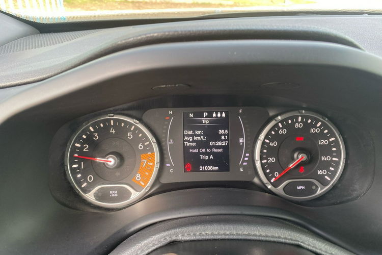Jeep Renegade 2.4 i automat 4x4 ledy kamera xenon zamiana 1. Rok gwarancji zdjęcie 22