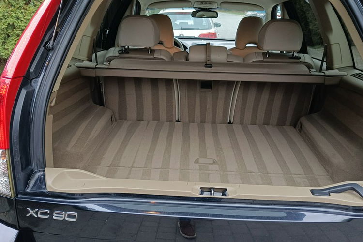 Volvo XC 90 2.4 D5 Momentum AWD, automat, bezwypadkowy, skóra, nawigacja, zdjęcie 13