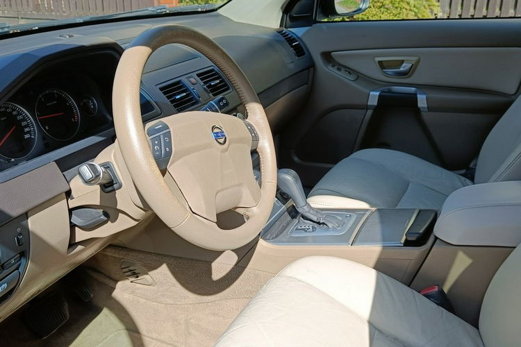 Volvo XC 90 2.4 D5 Momentum AWD, automat, bezwypadkowy, skóra, nawigacja, zdjęcie 16