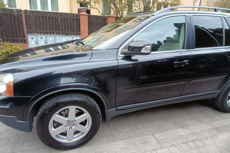 Volvo XC 90 2.4 D5 Momentum AWD, automat, bezwypadkowy, skóra, nawigacja, zdjęcie 3