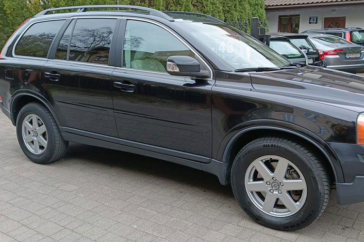 Volvo XC 90 2.4 D5 Momentum AWD, automat, bezwypadkowy, skóra, nawigacja, zdjęcie 9