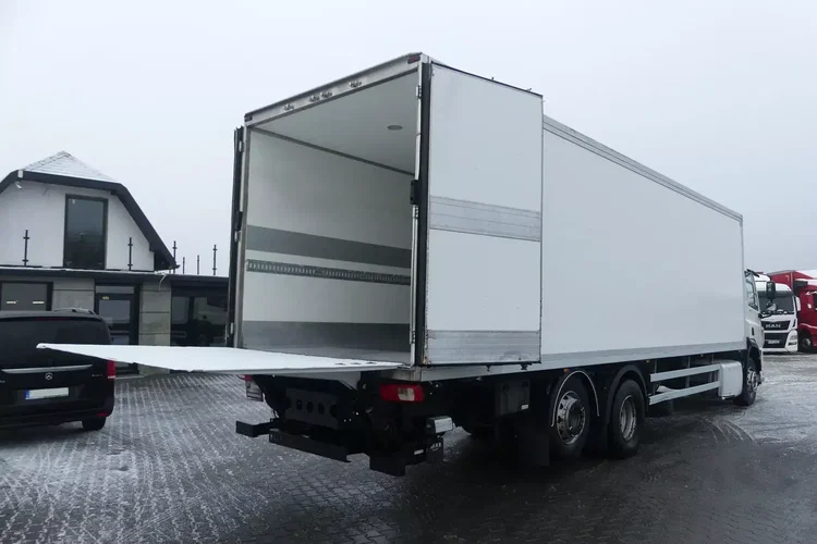 DAF CF 370 / 6x2 / CHŁODNIA 9.40 + WINDA / EURO 6 / CARRIER SUPRA 850 / zdjęcie 22