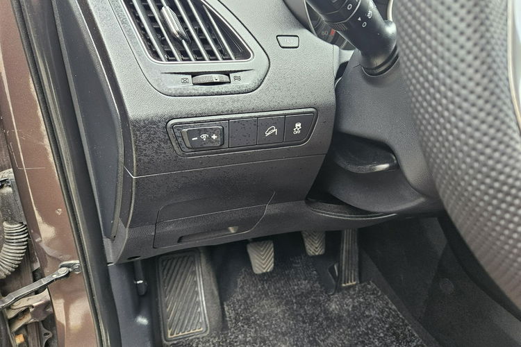 Hyundai ix35 Climatronic / Nawigacja / Podgrzewane fotele / Skóra , itd zdjęcie 15