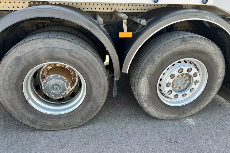 Mercedes AROCS 2536 eur6 FAUN VARIOPRSS520 zdjęcie 23