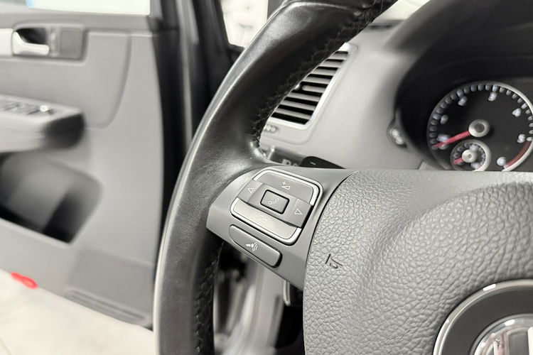 Volkswagen Sharan 2.0 TDI 177PS +DSG"KARAT Exclusive"7-Osobowy BiXenon NAVI Skóry NIEMCY zdjęcie 31