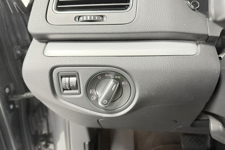 Volkswagen Sharan 2.0 TDI 177PS +DSG"KARAT Exclusive"7-Osobowy BiXenon NAVI Skóry NIEMCY zdjęcie 45