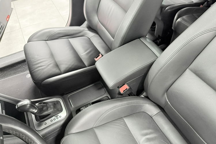 Volkswagen Sharan 2.0 TDI 177PS +DSG"KARAT Exclusive"7-Osobowy BiXenon NAVI Skóry NIEMCY zdjęcie 47