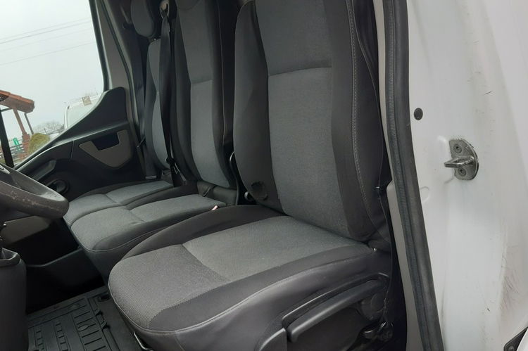 Nissan NV 400 zdjęcie 6