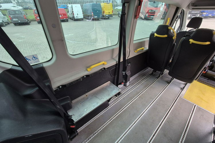 Transit Ford Transit 2.0 TDCi, Bus oryginalny 9 osób + rampa, Non stop serwis zdjęcie 23