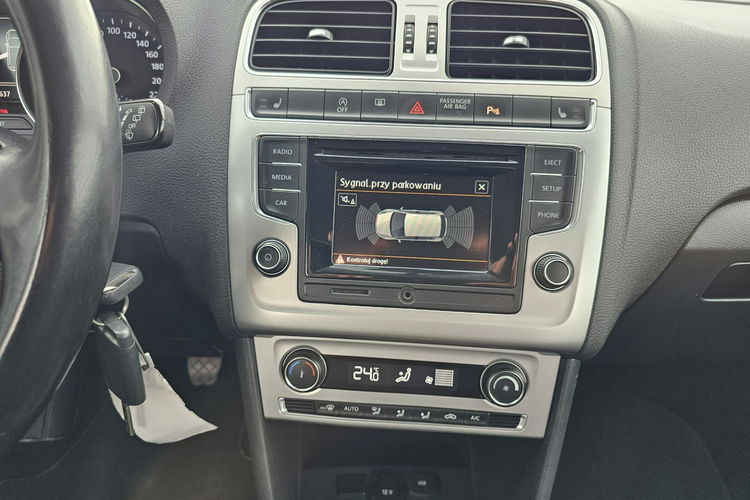 Volkswagen Polo radar, grzane fotele, alu, tempomat, klimatronik zdjęcie 19