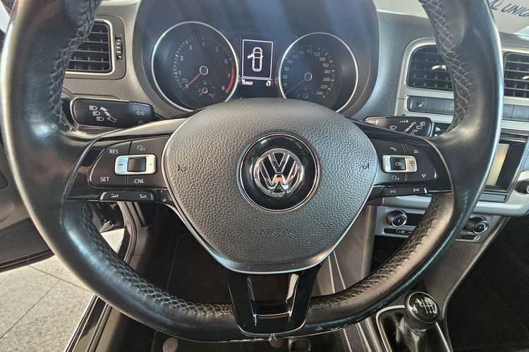 Volkswagen Polo radar, grzane fotele, alu, tempomat, klimatronik zdjęcie 29