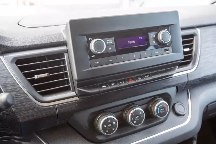 Renault trafic zdjęcie 14