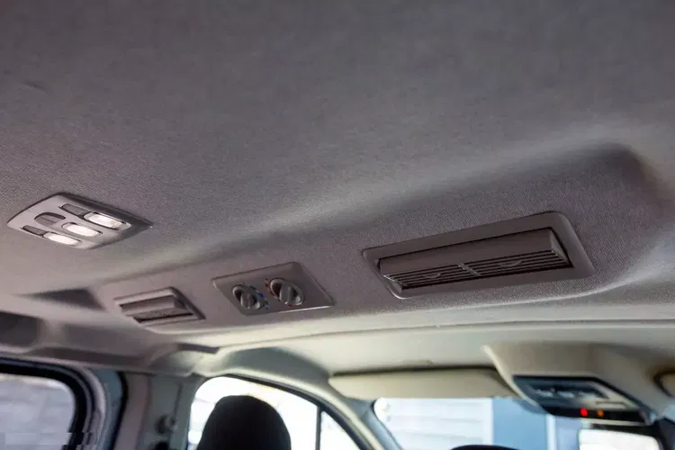 Renault trafic zdjęcie 16