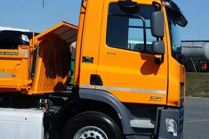 DAF / CF / 370 / EURO 6 / WYWROTKA 3 STRONNA / ŁAD. 8750 KG zdjęcie 33