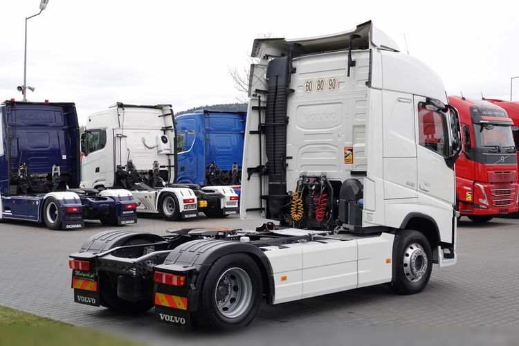 Volvo FH 500 / KLIMA POSTOJOWA / ALUFELGI  / PO KONTRAKCIE SERWISOWYM / SPROWADZONY zdjęcie 9