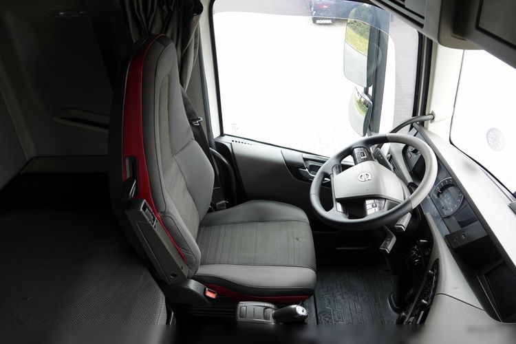 Volvo FH 500 / KLIMA POSTOJOWA / ALUFELGI  / PO KONTRAKCIE SERWISOWYM / SPROWADZONY zdjęcie 28