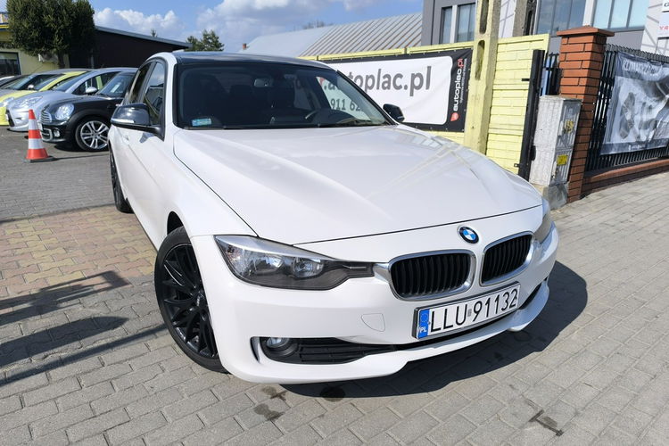 BMW 320 2.0d 163KM Automat Navi Szyberdach zdjęcie 12