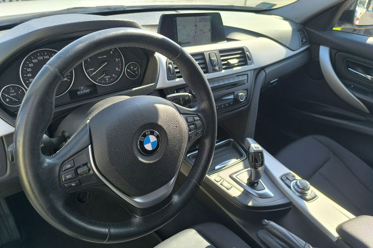 BMW 320 2.0d 163KM Automat Navi Szyberdach zdjęcie 15
